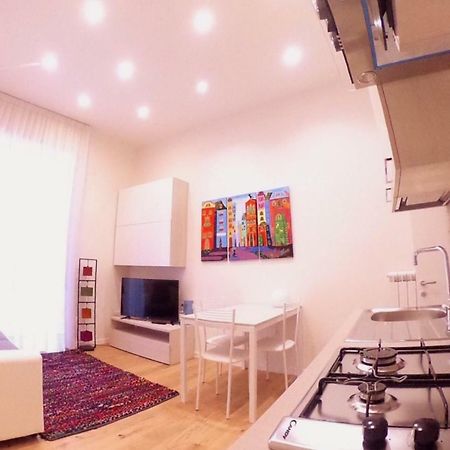 شقة Casa "G&G Pignasecca" نابولي المظهر الخارجي الصورة