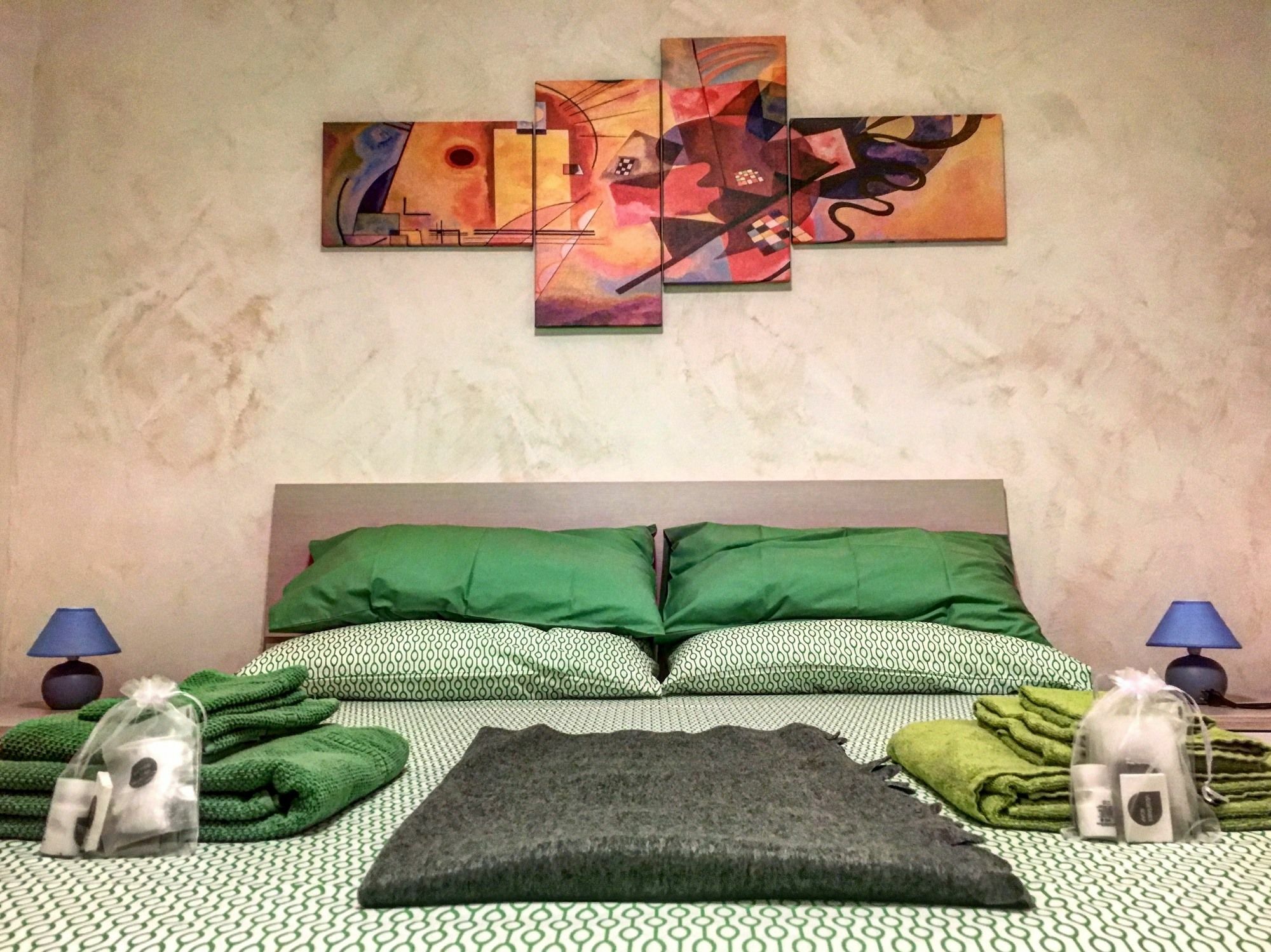 شقة Casa "G&G Pignasecca" نابولي المظهر الخارجي الصورة